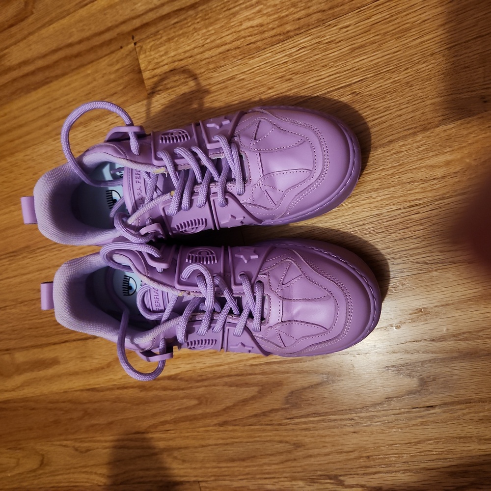 Chiara Ferragni lilac sneakers with leather front and sides